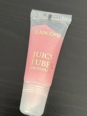 Lancome Marshmallow Electro Juicy Tubes Ultra Shiny Hydrating Lip Gloss